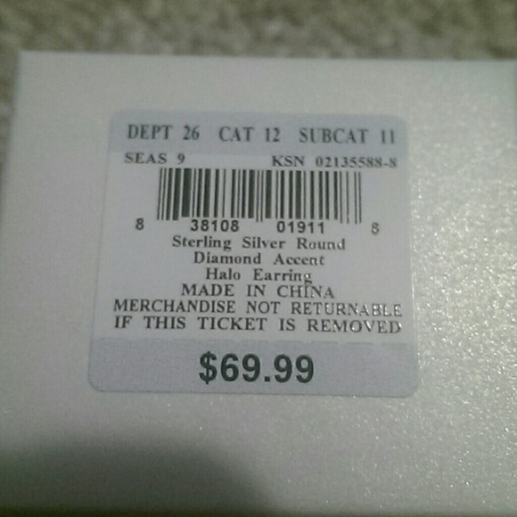 SALE! NWT Sterling Silver & diamond stud earrings - Picture 6 of 6